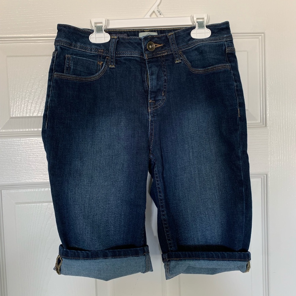 Size 4 st johns bay jean shorts